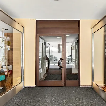 Апартаменты Luxury Monolocale Dorf Via Stredas *