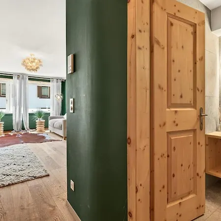 Apartment Luxury Monolocale Dorf Via Stredas