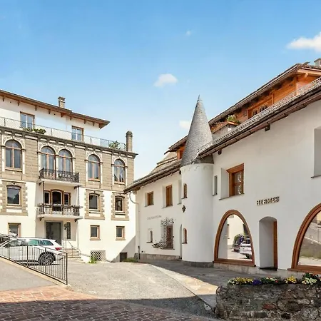 Luxury Monolocale Dorf Via Stredas Apartment St. Moritz